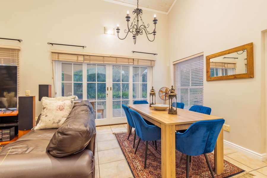 4 Bedroom Property for Sale in Schoongezicht Western Cape